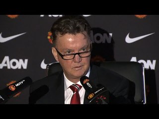 Louis van Gaal Pokes Fun At Manchester United Twitter Account
