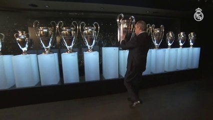 Florentino Pérez coloca La Decimotercera en el Santiago Bernabéu