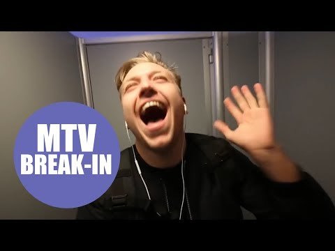 A prankster blagged his way backstage at the MTV EMA Awards