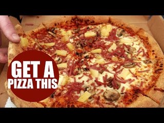 Disgrunted customer filmed paying for £25 Domino's pizza in 2ps after row with delivery driver