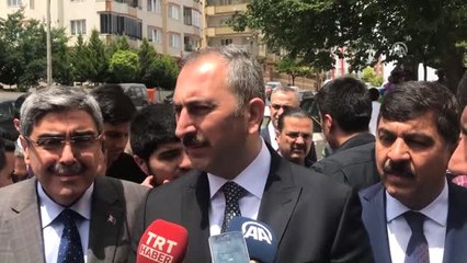 Gül: "Chp Her Zamanki Gibi Şaşırtmamış Soluğu Hemen Aym'de Almıştır"