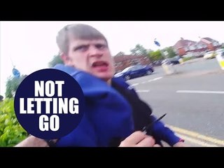 Body-cam footage shows brave PCSO tackling aggressive suspect