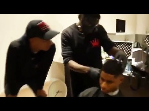 Marcus Rashford & Jesse Lingard Do The Mannequin Challenge! #MannequinChallenge