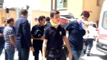 Erzincan'da Çevik Kuvvet Polislerini Taşıyan Midibüs Devrildi 10 Yaralı