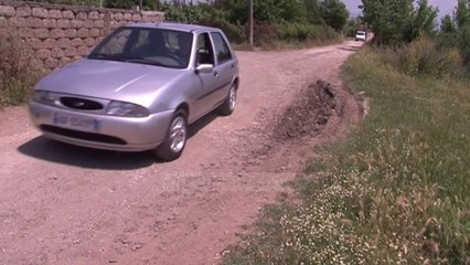 Lagjja e harruar në Cërrik - Top Channel Albania - News - Lajme