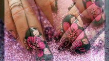 Decoración de uñas flores fucsias sobre negro - fuchsia flowers nail art