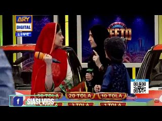 Aunty ko sab pata hai kon se dabbey main kya hai