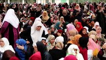 آلاف الفلسطينيين في المسجد الاقصى في الجمعة الثالث من رمضان