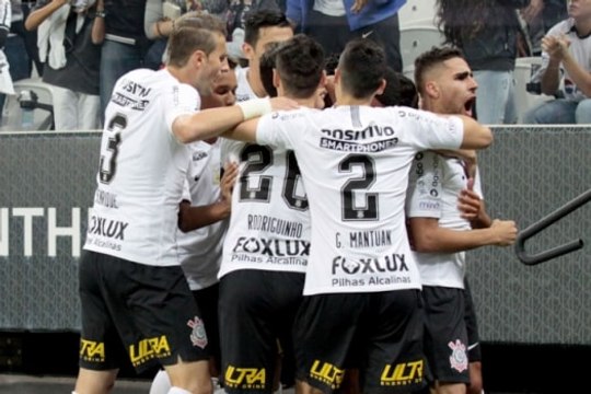 Assista aos melhores lances da vitória do Corinthians sobre o América-MG na Arena