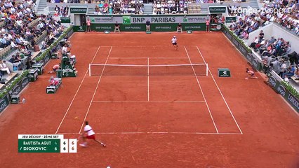 Novak Djokovic détruit sa raquette