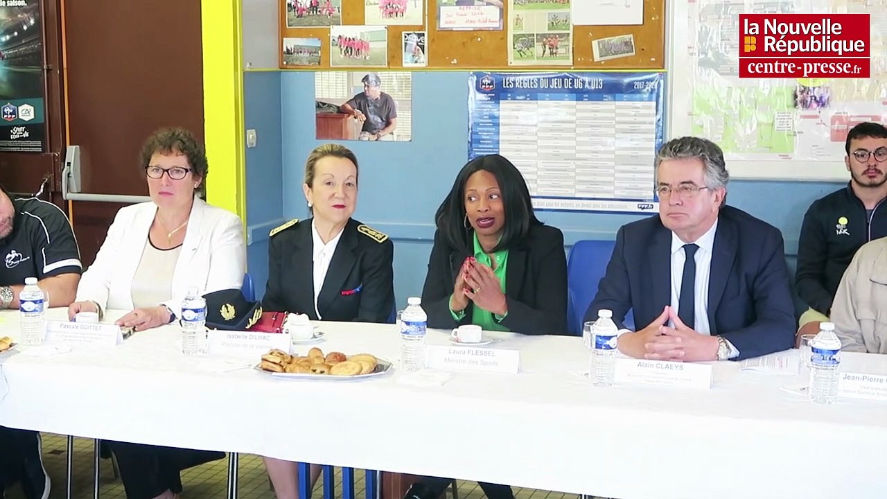 Vidéo. Poitiers : la ministre des Sports Laura Flessel développe le sport dans les quartiers prioritaires