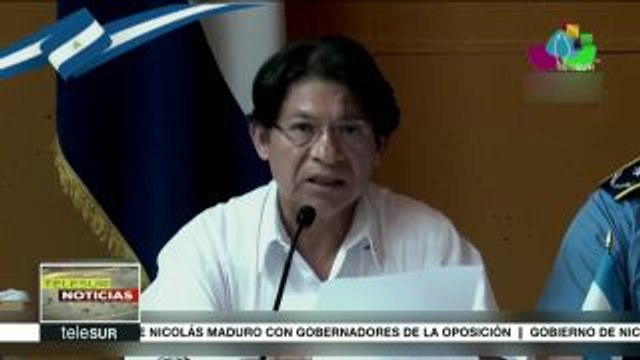 teleSUR Noticias: Maduro se reúne con los 4 gobernadores de oposición