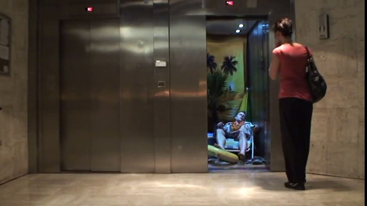 TAHITIAN ELEVATOR (REMI GAILLARD)
