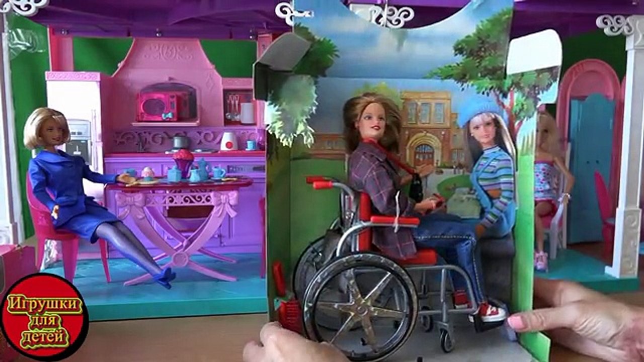 Распаковка, новая кукла Барби ( Barbie ) Becky Im the School Photographer Doll doll figure