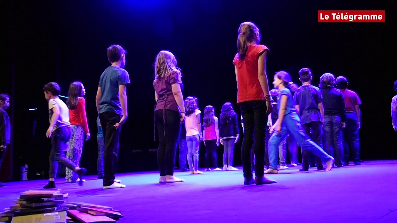 Quimper. Viens voir les comédiens