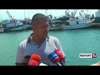 Скачать видео: Report Tv - Durrës, porti i ri nuk ka vend për ankorimin e peshkarexhave