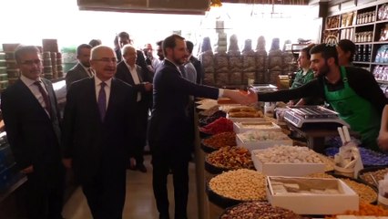 Bakan Albayrak Mardin'de esnafla bir araya geldi (2)