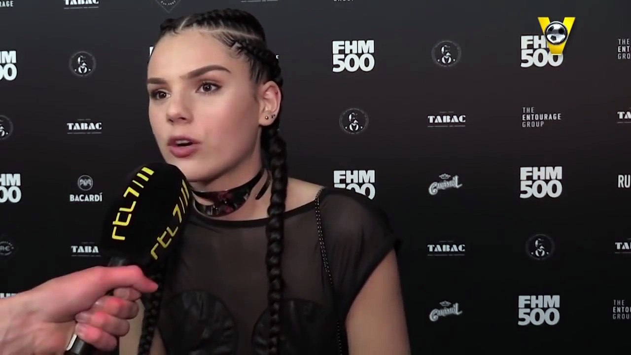 Famke Louise: ''Nederland wint natuurlijk het WK!''' - VOETBAL INSIDE