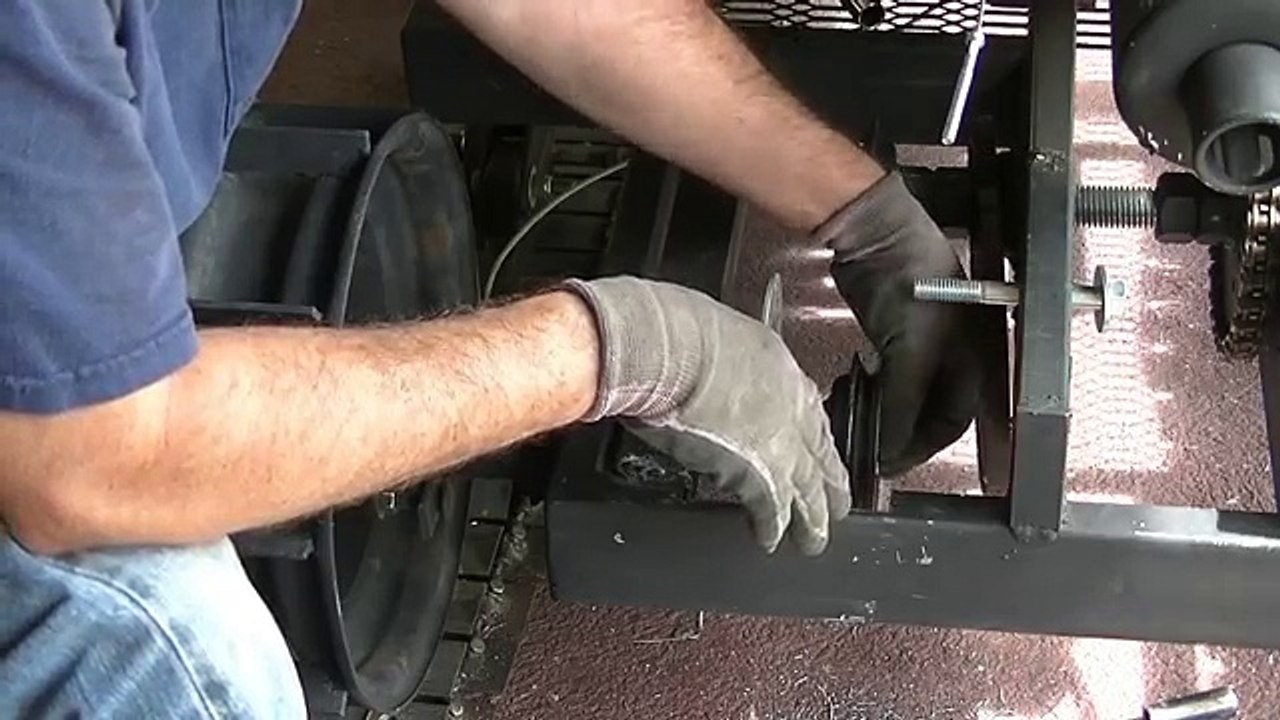 How to build a tank or Tracked vehicle.Transmis...