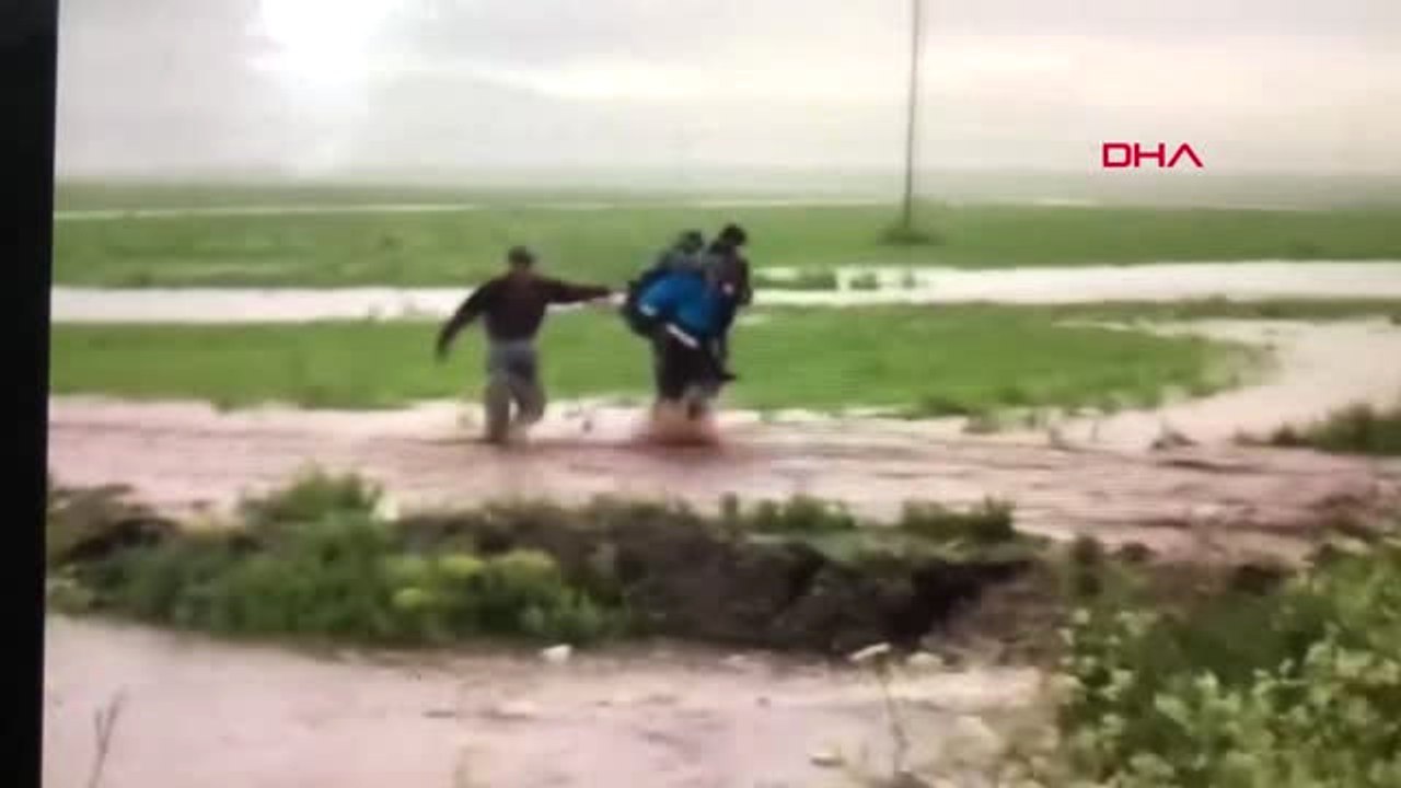 Kars Selde Mahsur Kalan Yaşlı Vatandaşı, Afad Ekipleri Kurtardı-Hd