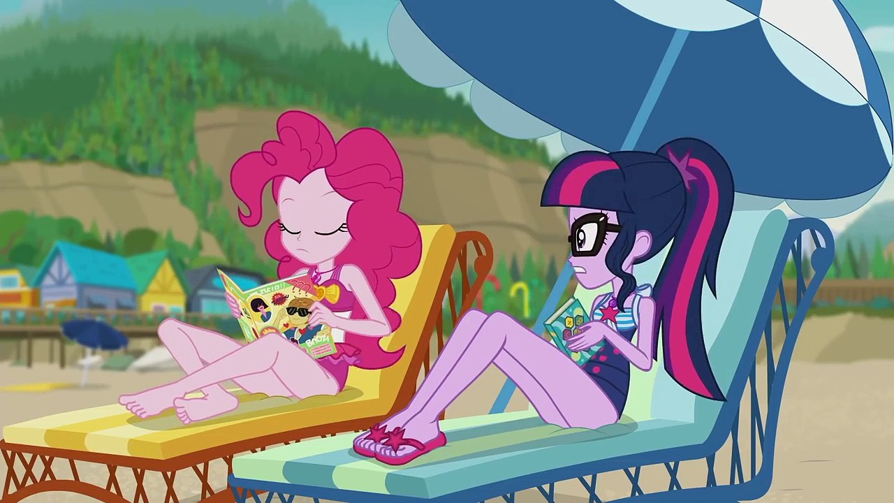 MLP: Equestria Girls - 'Friendship Math' Exclusive Short 