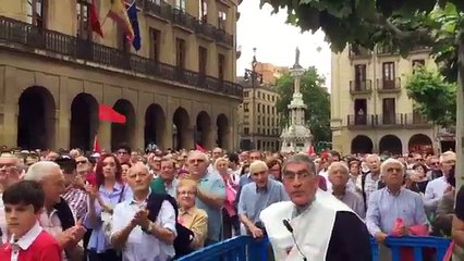 Miles de personas, más de 30.000 según convocantes y 25.000 según Policía, se manifiestan