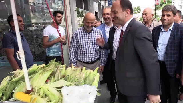 Bakan Bak, esnaf ziyaretinde bulundu, vatandaşlarla sohbet etti - RİZE