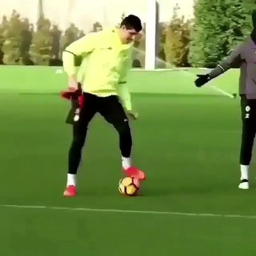 When Thibaut Courtois destroyed Diego Costa in 5 seconds