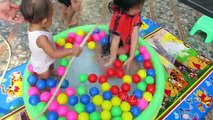 Balita Lucu Mandi Bola Anak di kolam Mainan - Kolam Renang Pelangi by Lifia Niala