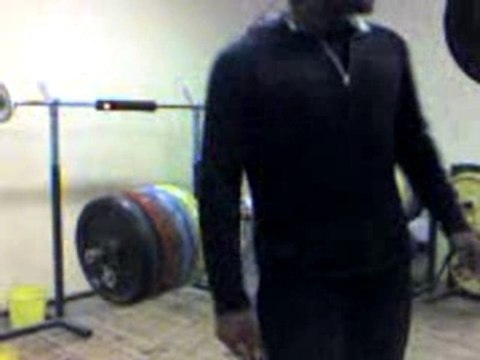 Athlé muscu soulevé de terre moi 160kg