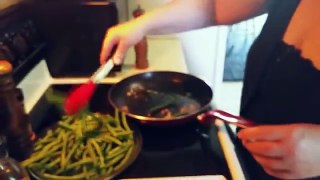 Garlic And Olive Oil Sauteed Green Beans-In The Kitchen With Sandy Episode 53