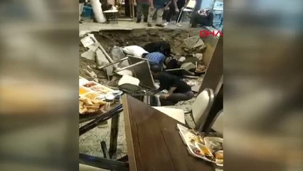 İstanbul Avcılar'da İnanılmaz Olay; İftar Sırasında Restoranın Zemini Çöktü