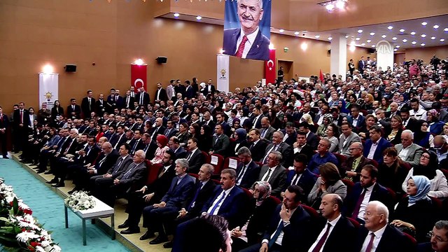 Başbakan Yıldırım: 'Bir kulağı Kandil'de, bir kulağı Pensilvanya'da olanlarla bu ülkenin geleceği inşa edilemez.' - ANKARA