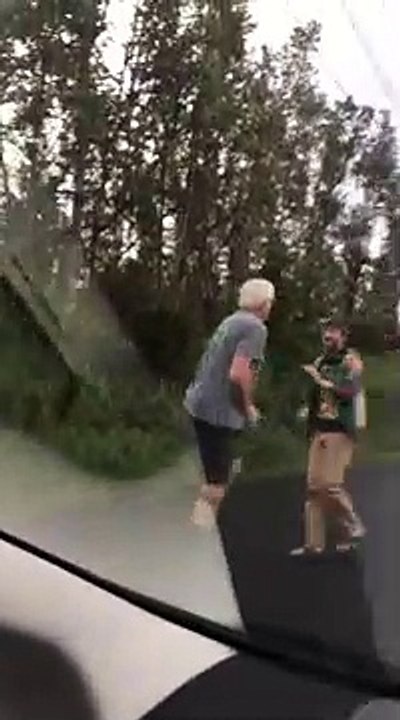 Il ouvre le feu sur un conducteur lors d'un road rage.