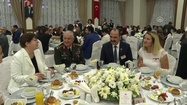 Orgeneral Akar gazilerle iftarda buluştu - ANKARA