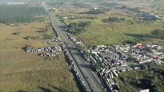 Brazil oil company Petrobras boss resigns amid truckers' strike