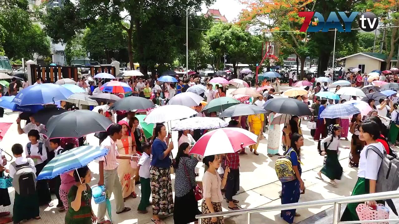 ေက်ာင္းဖြင့္ခ်ိန္စၿပီဇြန္ - ၁ ၊၂၀၁၈ ဒီကေန႕ဇြန္လ(၁)ရက္ေန႕ဟာဆိုရင္  ၂၀၁၈-၂၀၁၉ပညာသင္ႏွစ္ရဲ႕ ေက်ာင္းစတင္ဖြင့္လွစ္တဲ့ေန႕ျဖစ္လို႕ ေက်ာင္းေတြမွာ ကေလးငယ္ေတြနဲ႕ ေက်ာ