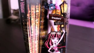 Обзор Monster High - Дракулаура Бу Йорк Бу Йорк (Draculaura - Boo York Boo York)
