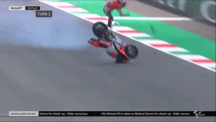 Chute terrible du pilote Michele Pirro (GP dItalie)