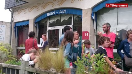 Carhaix. ​Le collectif des femmes enceintes prend la pose dix ans après