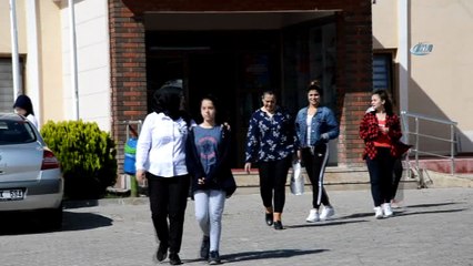 İstanbul'da kayıp olan 3 çocuktan Berfin, Niksar’da annesine teslim edildi