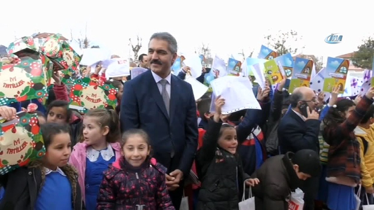 Turhal Belediye Başkanı Yılmaz Bekler'e, sürpriz doğum günü klibi