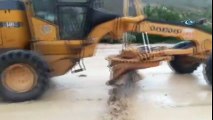 Sivas Gürün'de Yağışlar Araç Ulaşımını Engelledi