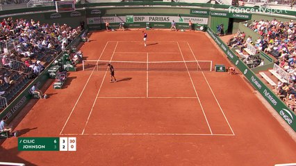 Roland-Garros 2018 : Johnson s'arrache au filet !