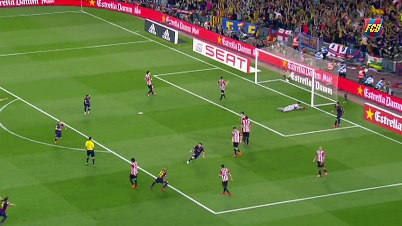 Ronaldinho: "Recuerdo con cariño haber hecho el primer pase de gol a Messi"