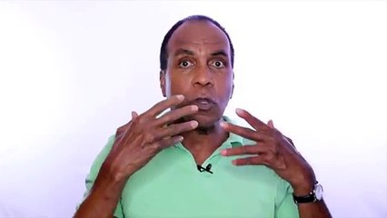 Vocal Lesson - I Have A Tickle In My Throat When I Sing? - Roger Burnley Voice Studio