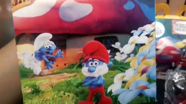 Cajita Feliz McDonalds Los Pitufos: La Aldea Perdida (Marzo/Abril 2017)