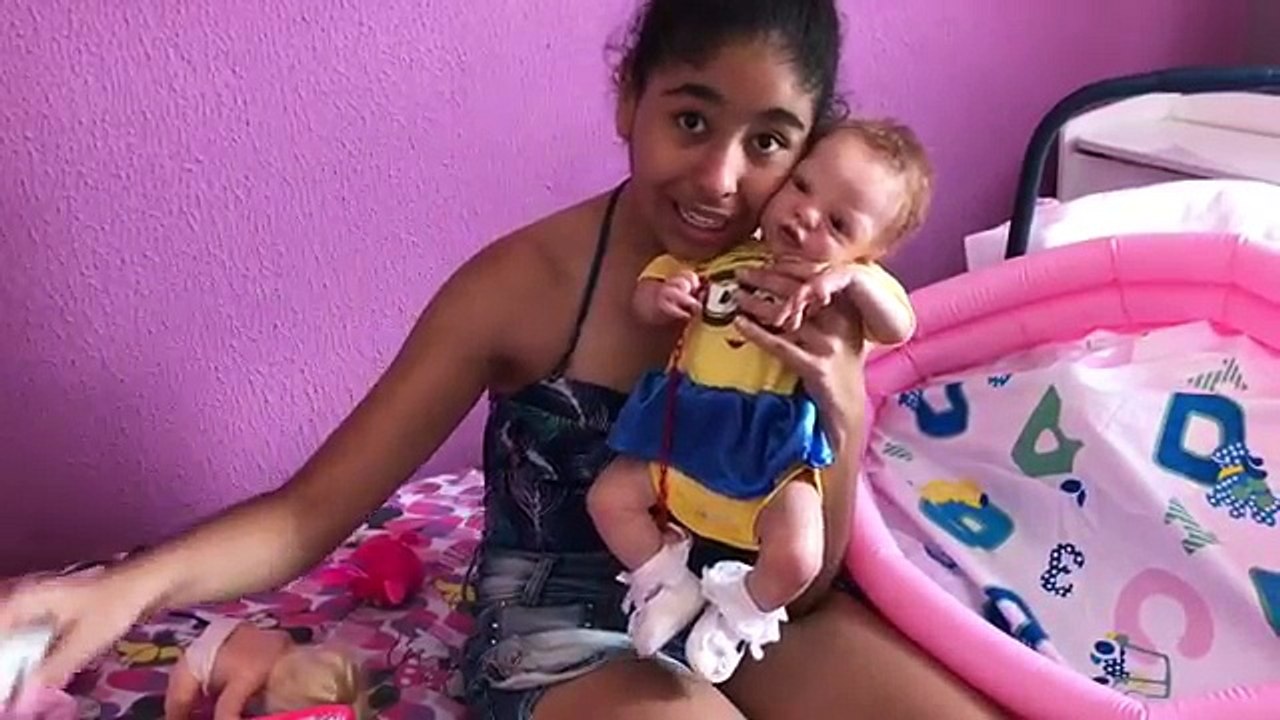 Minha Bebê Reborn Na Piscina (My Baby Reborn In The Pool) - Gabi Reborn