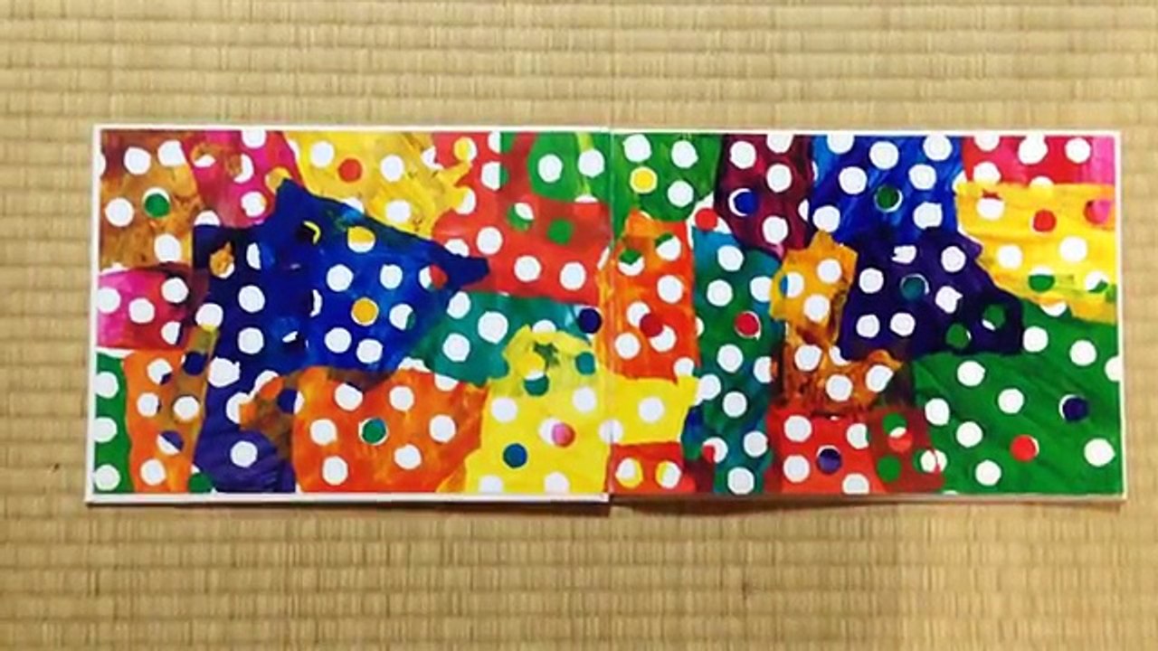 さーちゃんママによる読み聞かせ。絵本「はらぺこあおむし」