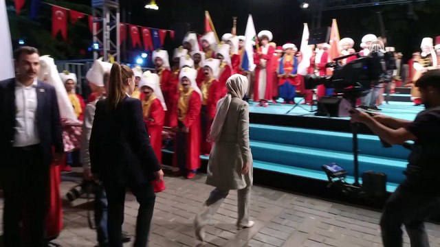 Bakan Kaya: 'Biz laf üstüne laf değil, taş üstüne taş koyduk' - İSTANBUL